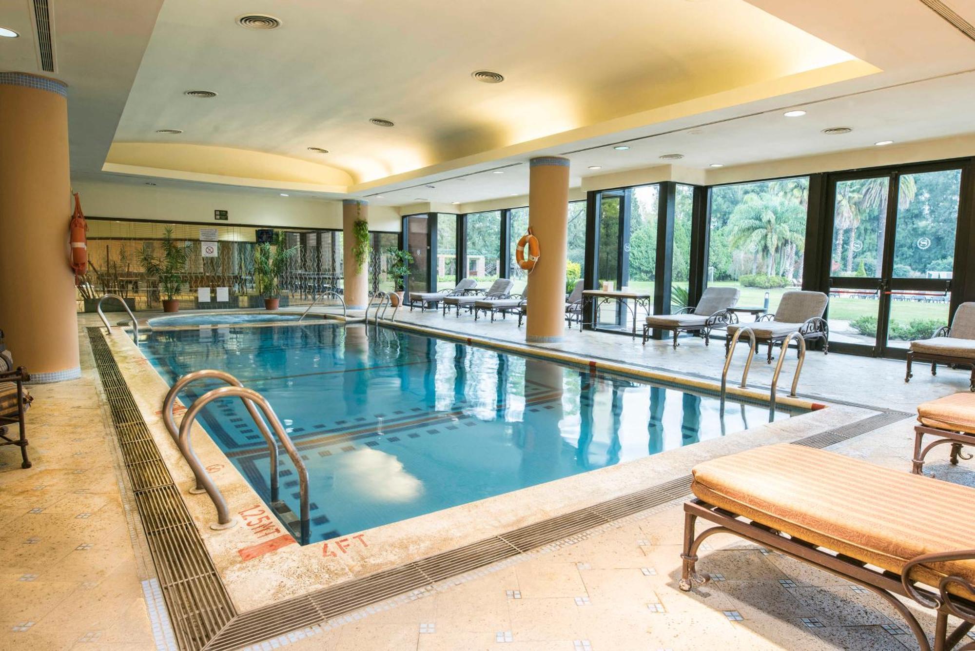 Sheraton Pilar Hotel & Convention Center Buitenkant foto
