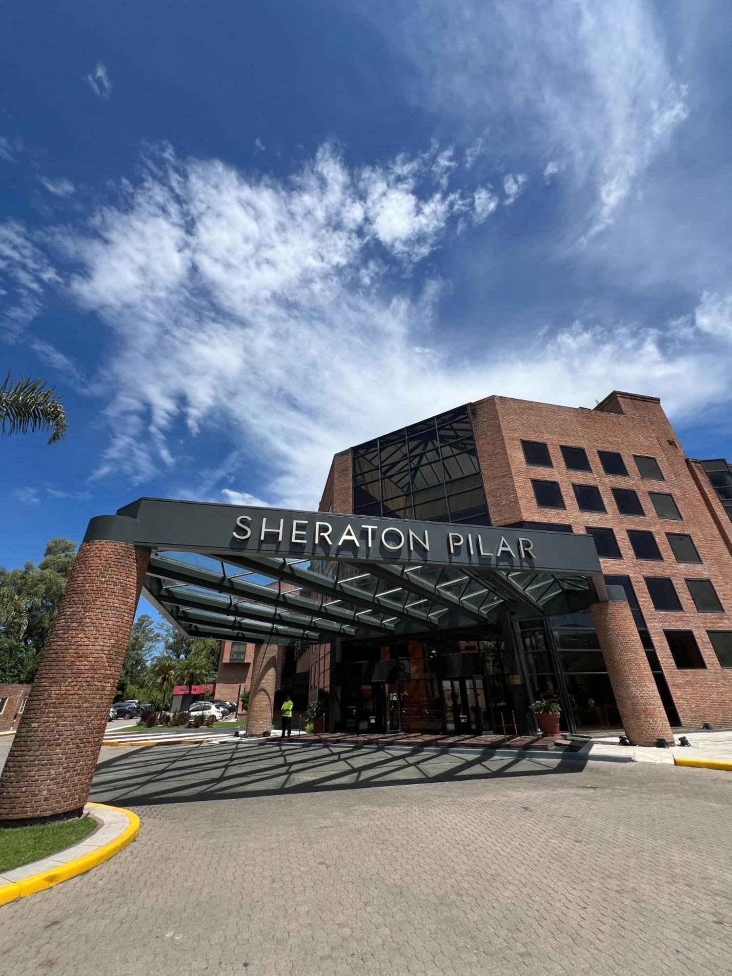 Sheraton Pilar Hotel & Convention Center Buitenkant foto