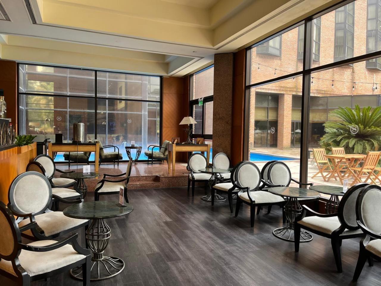 Sheraton Pilar Hotel & Convention Center Buitenkant foto
